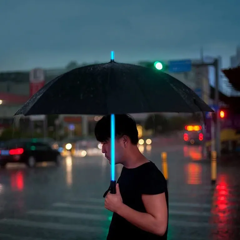LED Umbrella with Light Torch، صورة تفصيلية 5