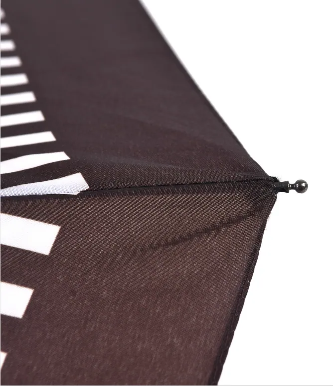 Shopping bag stripe brown supermini fold umbrella with black plastic handle, detail 3